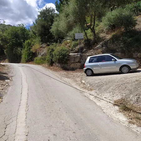 Marcon Stone House * Nikiana