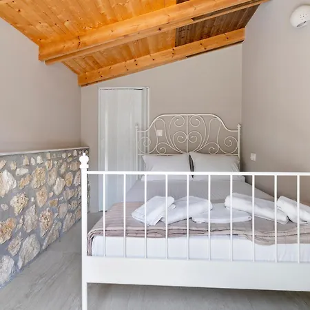 Marcon Stone House *